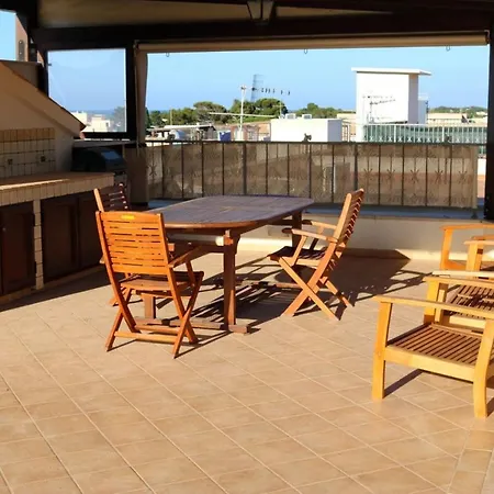 Plumbago Blu In Via P Mattarella 175b Appartement